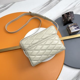Bolsa Ysl