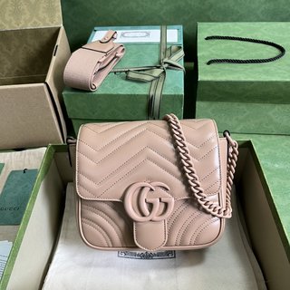 Bolsa Gucci MARMONT MATELASSÉ MINI SHOULDER