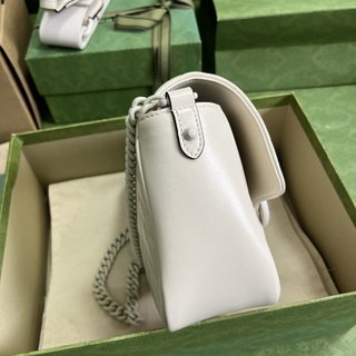 Bolsa Gucci MARMONT MATELASSÉ MINI SHOULDER