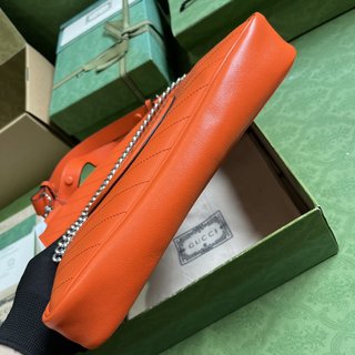 Bolsa Gucci BLONDIE SMALL TOTE