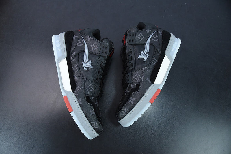 Tênis Louis Vuitton Trainer