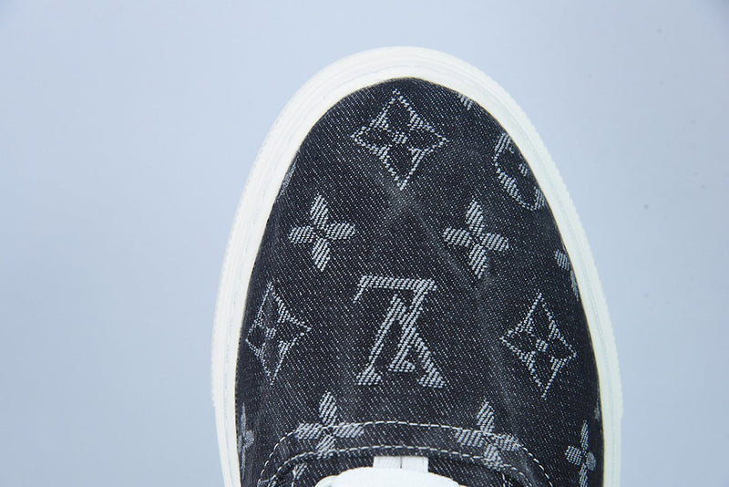 Tênis Louis Vuitton