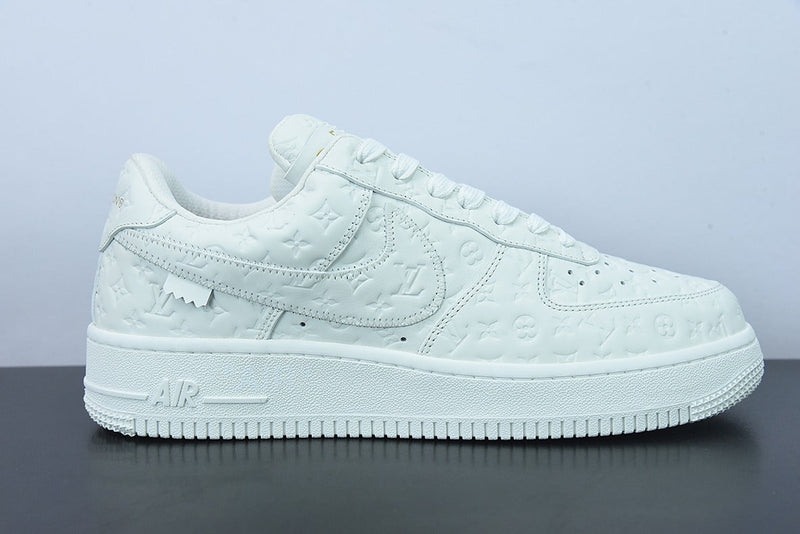 Tênis Louis Vuitton x NIke Air Force 1 Low