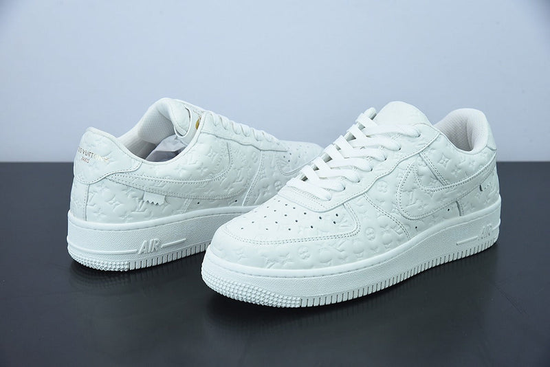 Tênis Louis Vuitton x NIke Air Force 1 Low