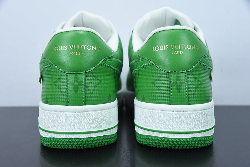 Tênis Louis Vuitton x NIke Air Force 1 Low