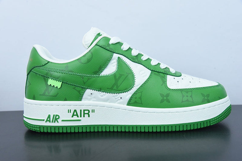 Tênis Louis Vuitton x NIke Air Force 1 Low