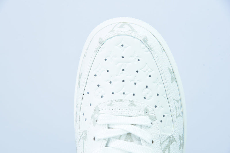Tênis Louis Vuitton x NIke Air Force 1 Low