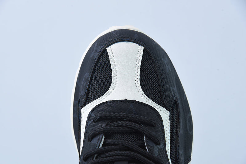 Tênis Louis Vuitton Trainer
