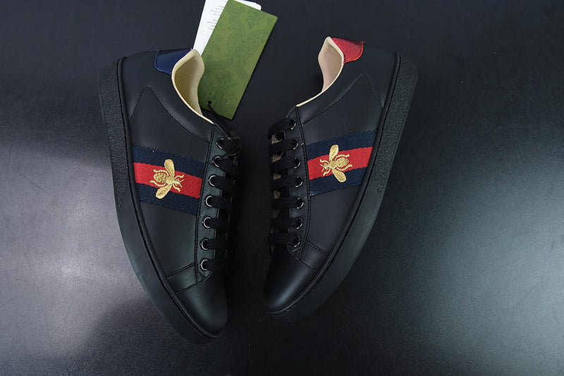 Tênis Gucci Ace Embroidered Low-Top