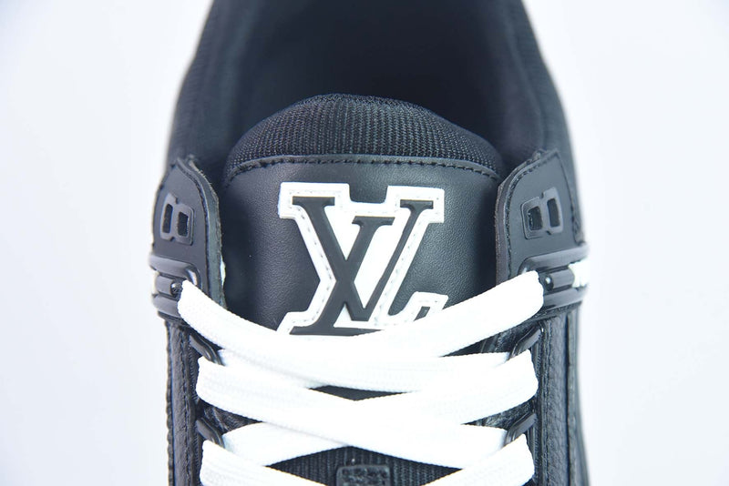Tênis Louis Vuitton Trainer