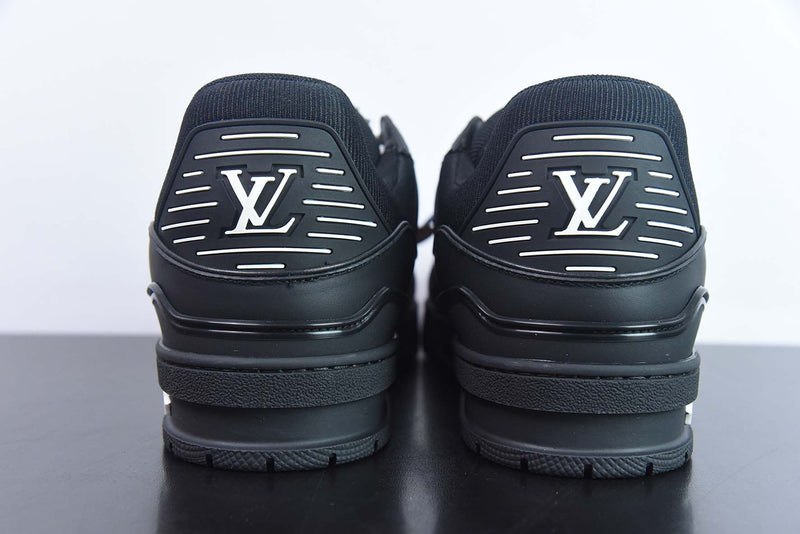 Tênis Louis Vuitton Trainer