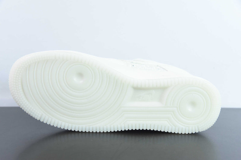 Tênis Louis Vuitton x Nike Air Force 1
