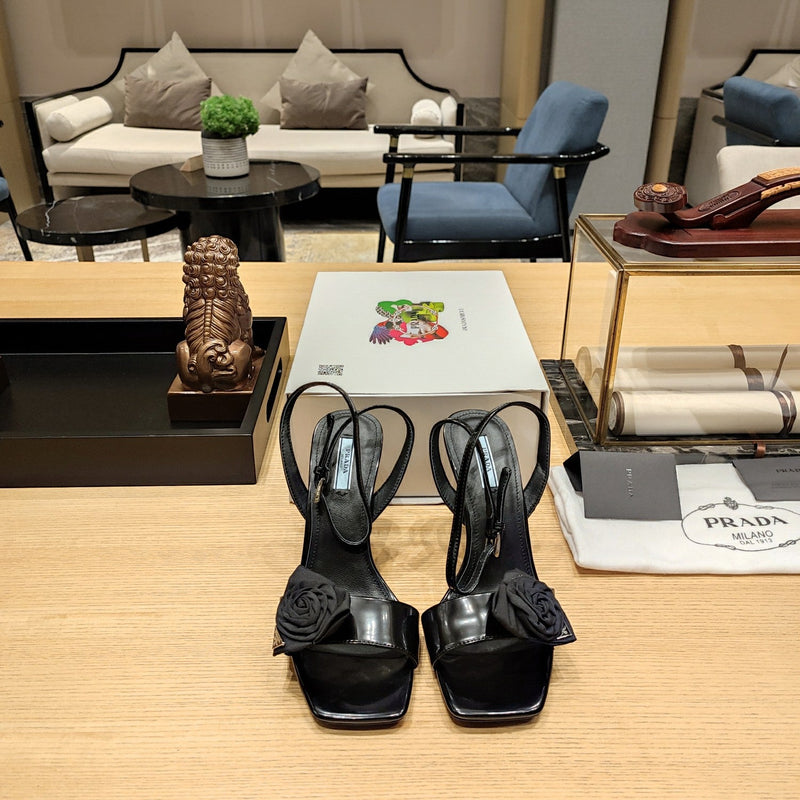Prada Logo