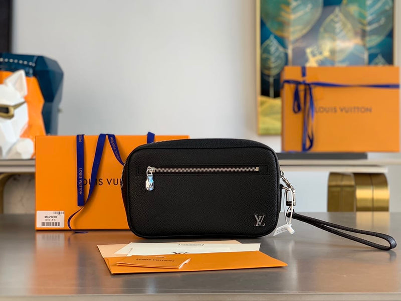 Bolsa Louis Vuitton POCHETTE KASAI