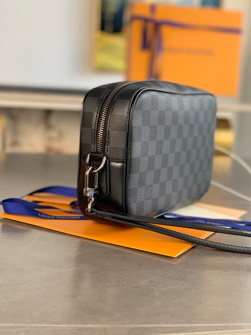 Bolsa Louis Vuitton KASAI CLUTCH