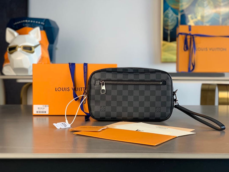 Bolsa Louis Vuitton KASAI CLUTCH