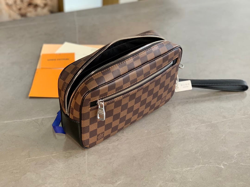 Bolsa Louis Vuitton Pochette Kasai Pouch Bag