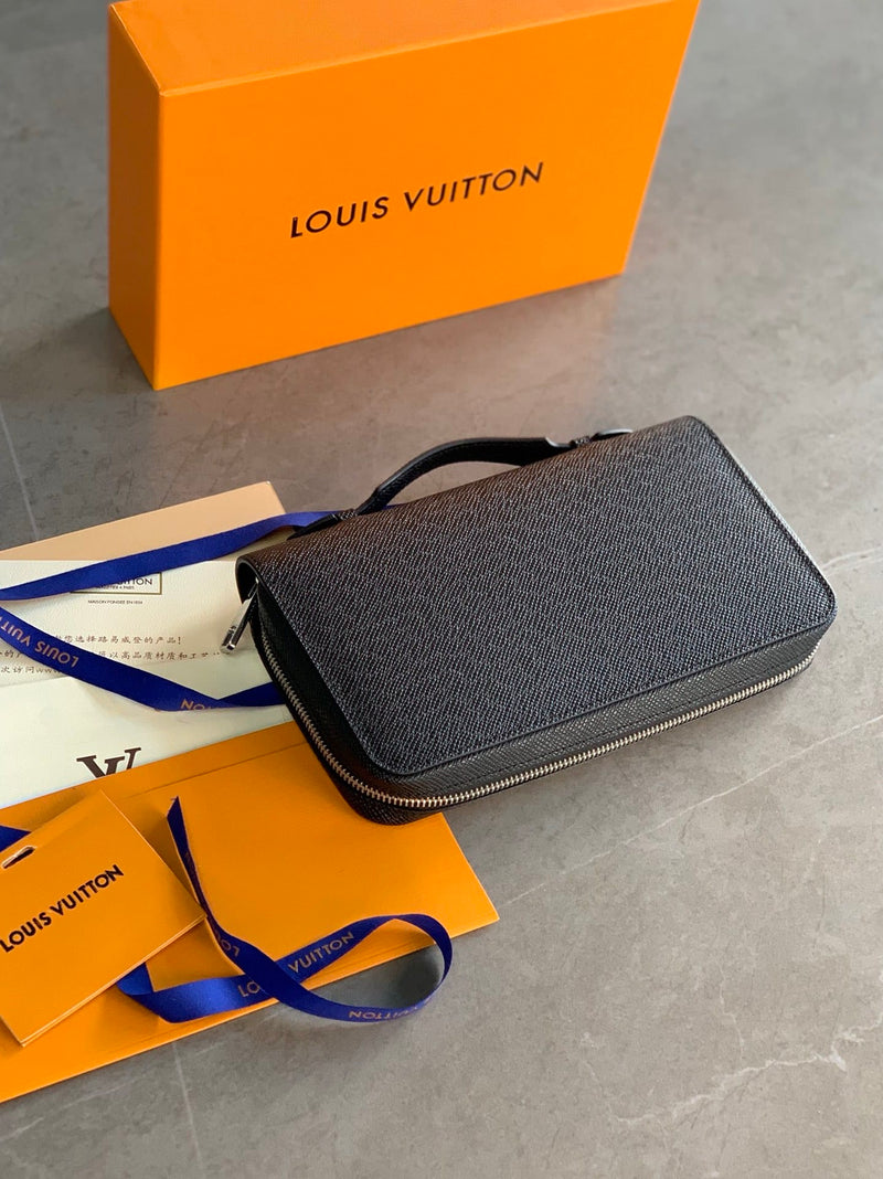 Bolsa Louis Vuitton Zippy XL Long Wallet Taiga Aldoise