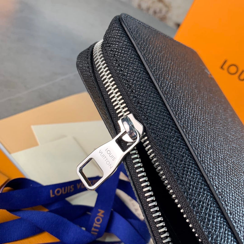 Bolsa Louis Vuitton Zippy XL Long Wallet Taiga Aldoise