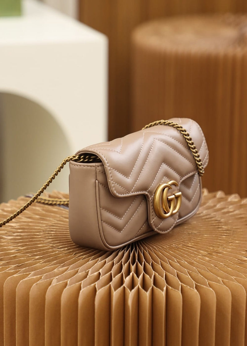 Bolsa Gucci Marmont super mini
