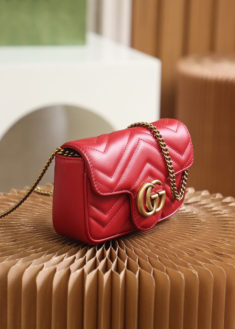 Bolsa Gucci Marmont super mini