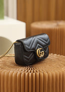 Bolsa Gucci Marmont super mini