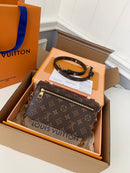 Bolsa Louis Vuitton POCHETTE MÉTIS EAST WEST BAG