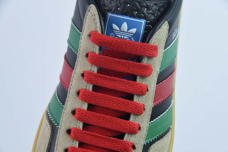 Tênis Gucci X Adidas