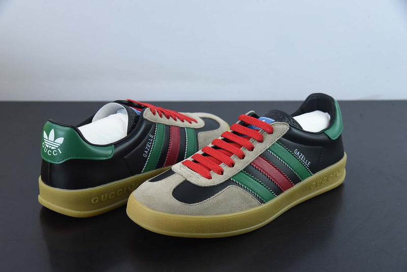 Tênis Gucci X Adidas