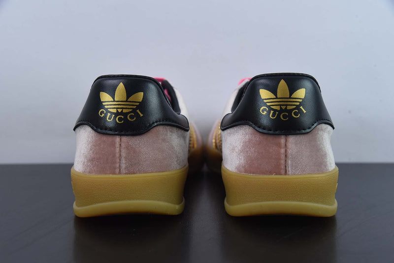 Tênis Gucci X Adidas