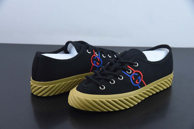 Tênis Gucci