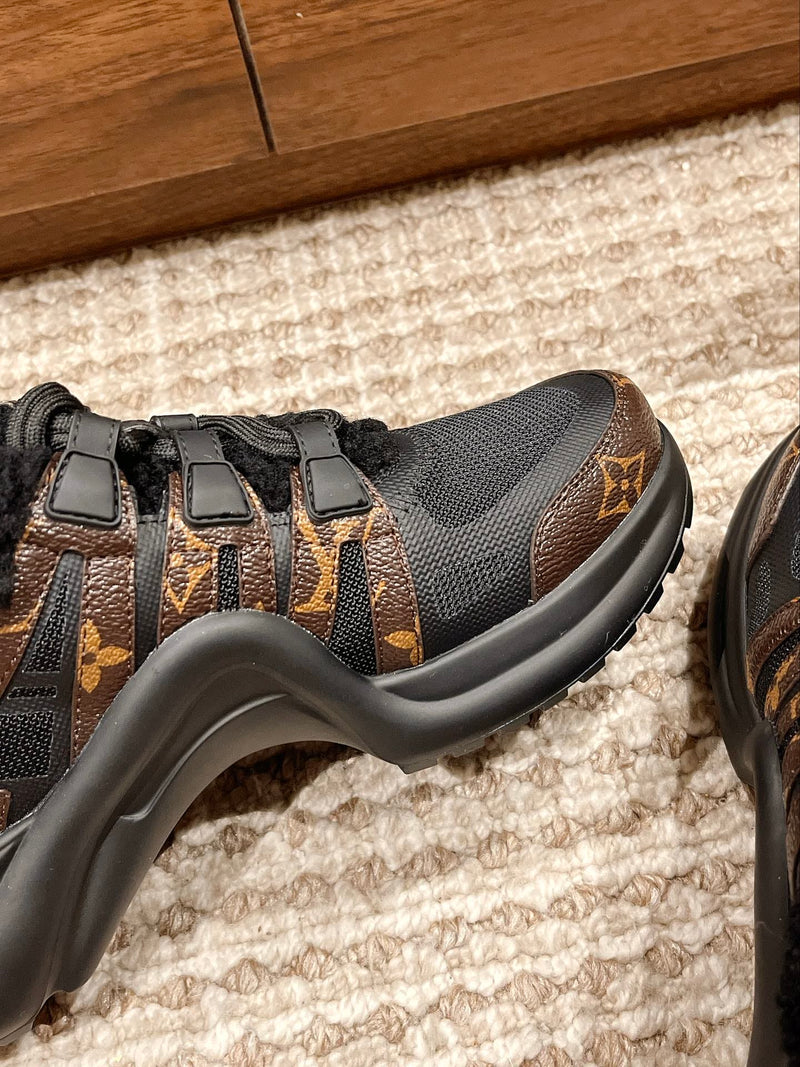 Tênis Louis Vuitton