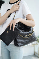 Bolsa CHANEL 22