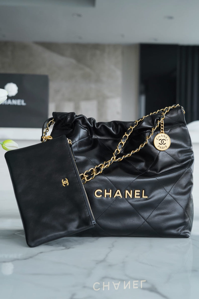 Bolsa CHANEL 22