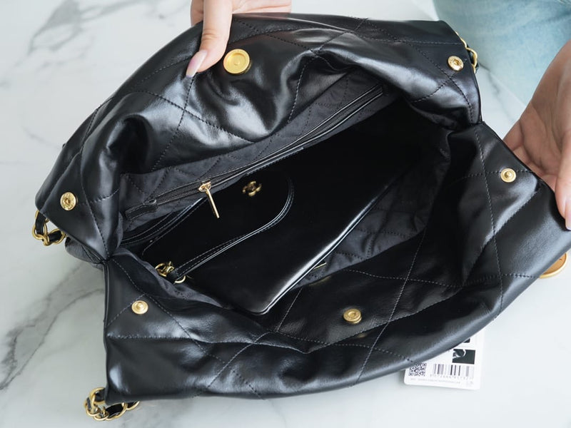 Bolsa CHANEL 22