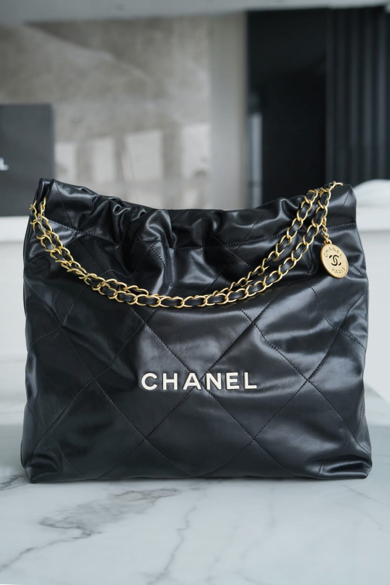 Bolsa CHANEL 22
