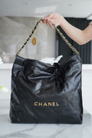 Bolsa CHANEL 22