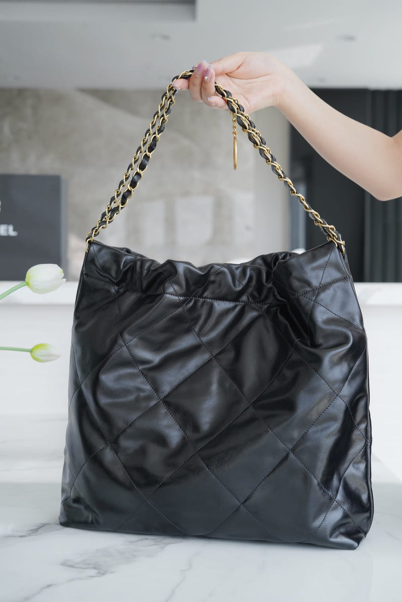 Bolsa CHANEL 22