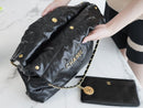 Bolsa CHANEL 22