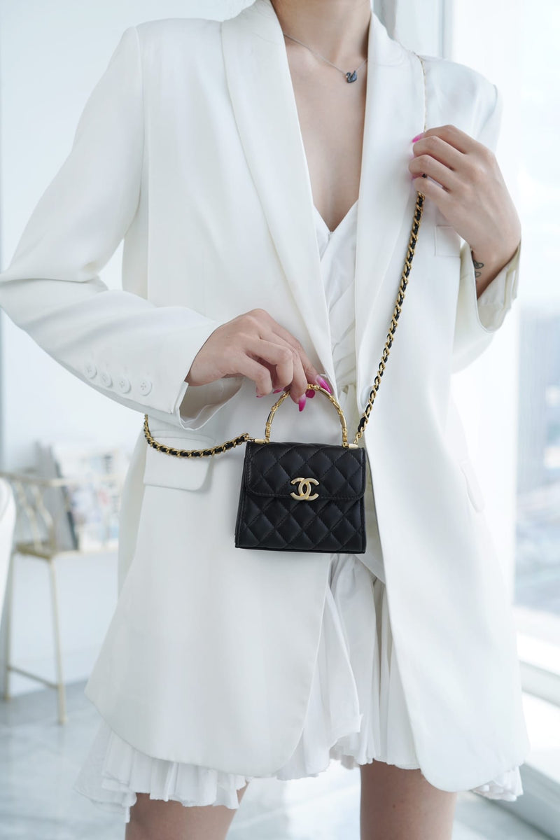 Bolsa CHANEL 22B