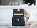 Bolsa CHANEL 22B