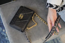 Bolsa CHANEL 19 WOC