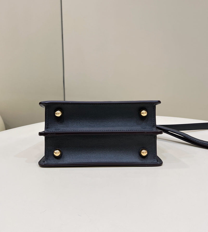 Bolsa FENDI peekaboo