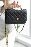 Bolsa CHANEL 22P  WOC