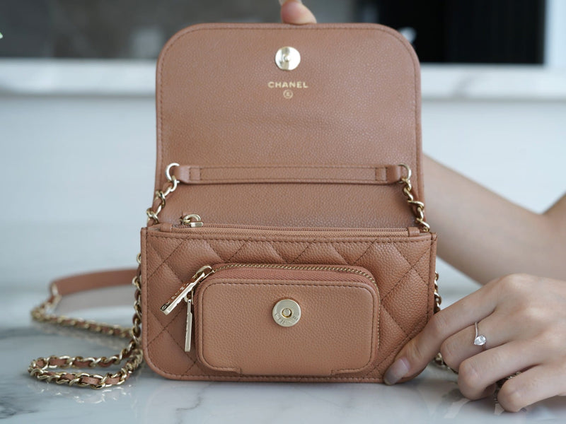 Bolsa CHANEL 22B Mini