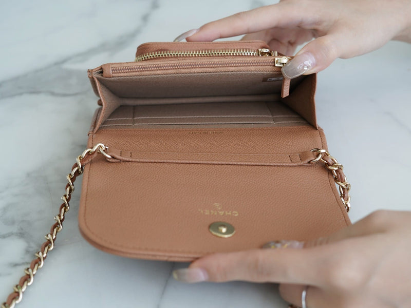 Bolsa CHANEL 22B Mini