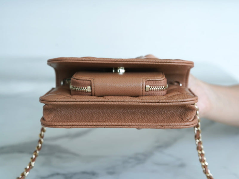 Bolsa CHANEL 22B Mini