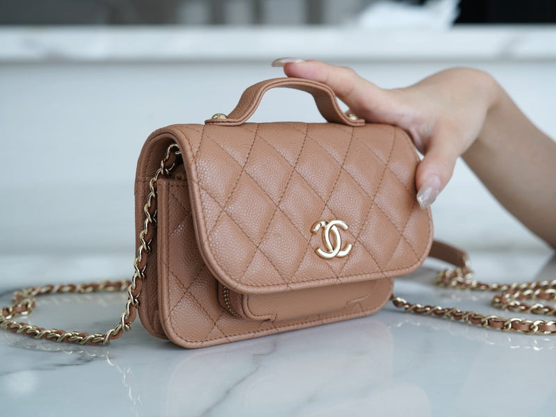 Bolsa CHANEL 22B Mini