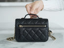Bolsa CHANEL 22B Mini