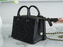 Bolsa CHANEL 22B